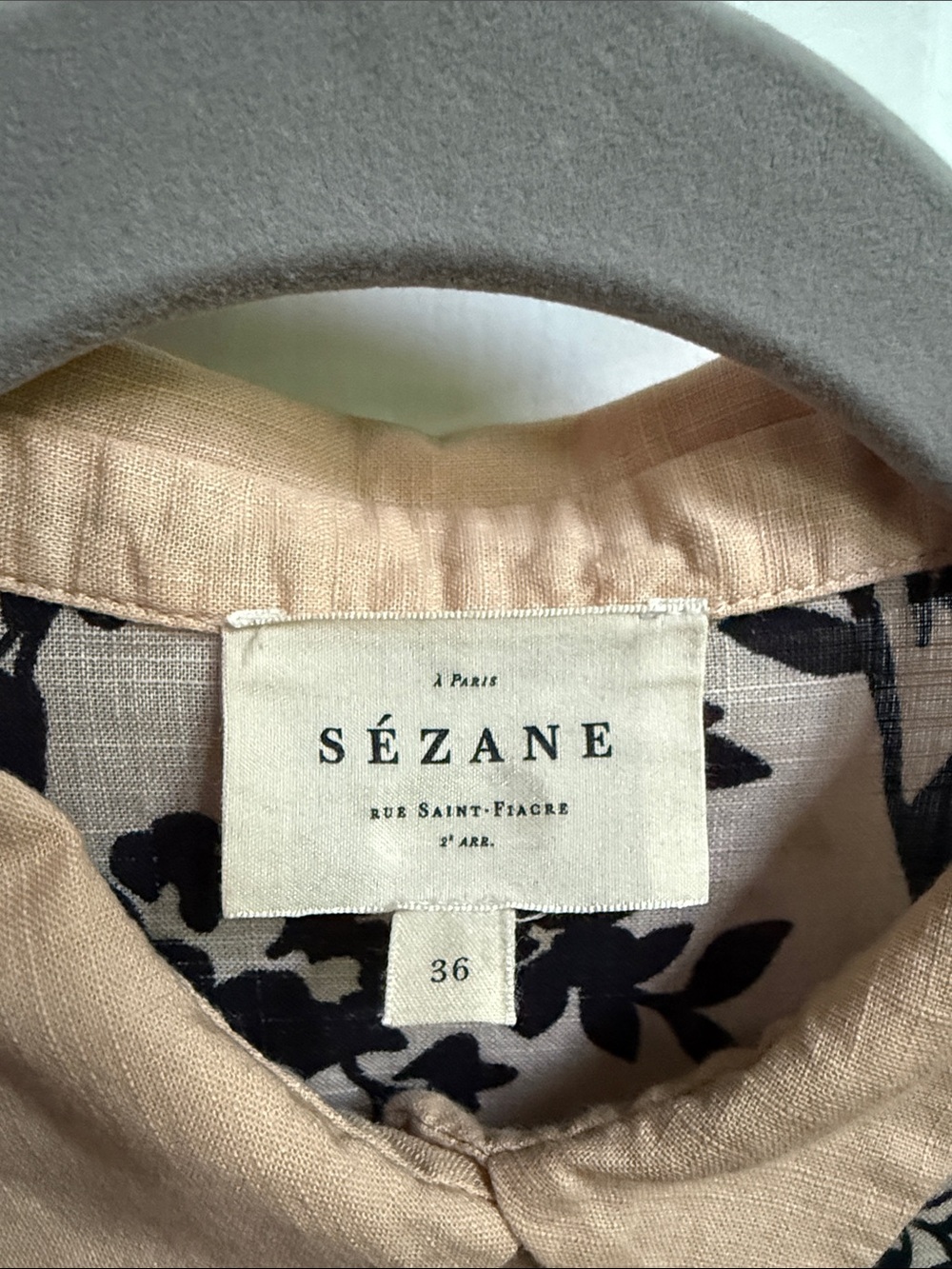 Sézane Floral-Accented Beige Button-Up Shirt - Picture 2 of 4